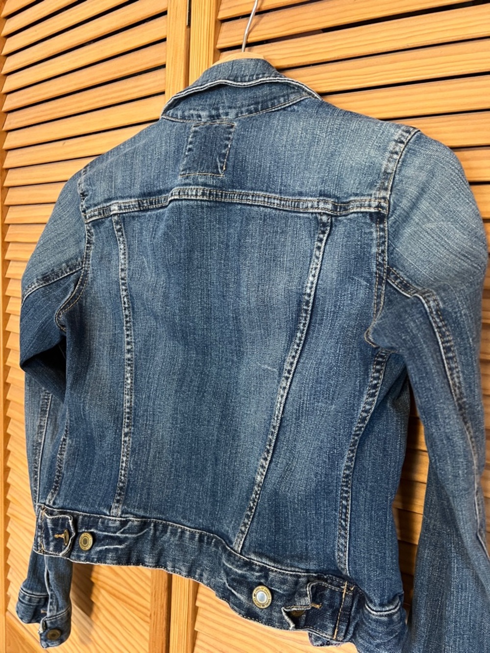 L.O.G.G. Label of Graded Goods by H&M Distressed Jean Jacket, size 2 - Picture 7 of 16